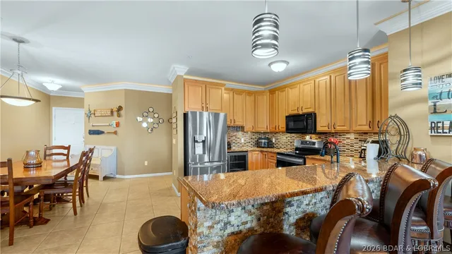 Primary bedroom — 1205 Lands End Parkway Osage Beach Missouri real estate