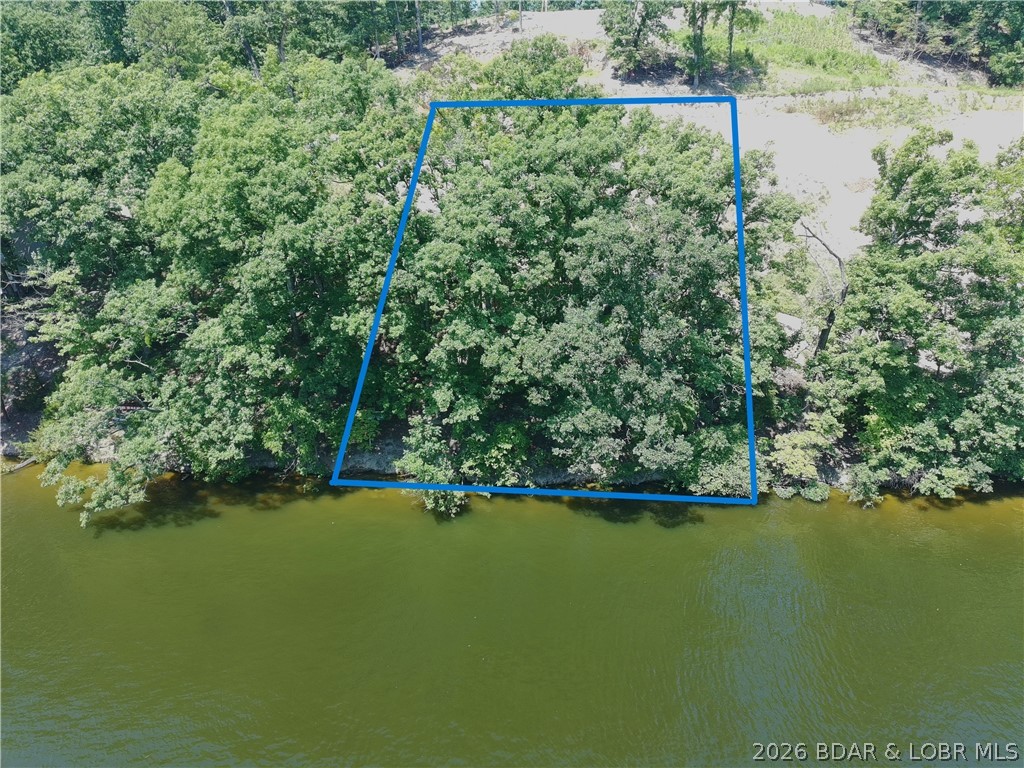 Lot 2 Redbud Court Lake Ozark Missouri home for sale listed at $390,000
