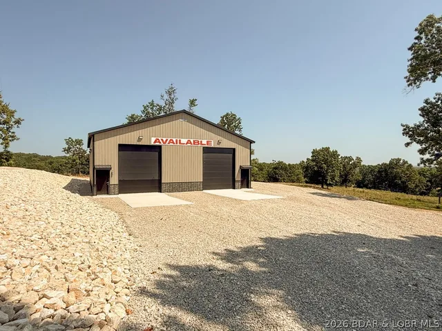 163 Hwy 135, Laurie MO