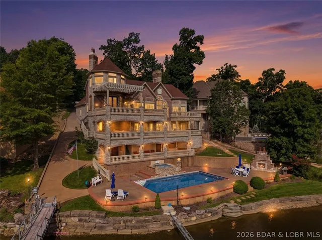 369 Lake Drive, Porto Cima MO