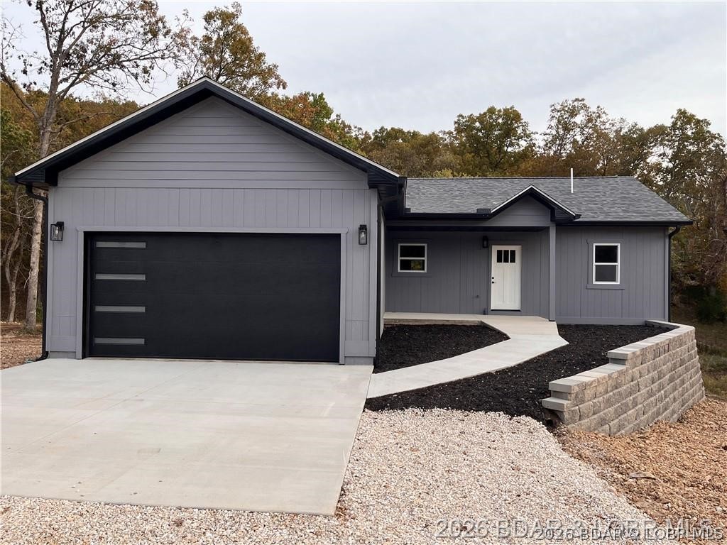 106 Mayerling Drive Laurie Missouri 4 bedroom 3 bathroom home for sale listed at $349,900