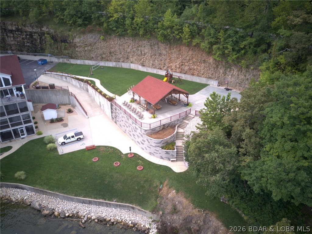Photo 31
