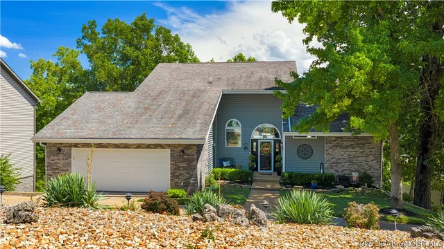 Front exterior — 973 Eagle Drive Lake Ozark Missouri real estate
