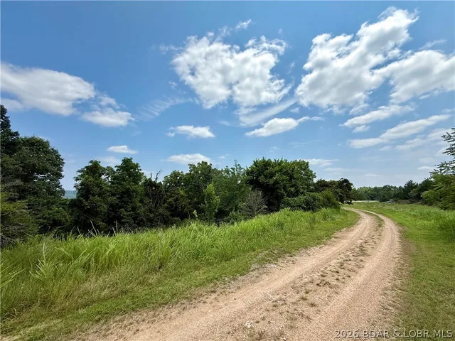 Front exterior — LOTS 50 & 52 EAGLES LANDING Edwards Missouri real estate