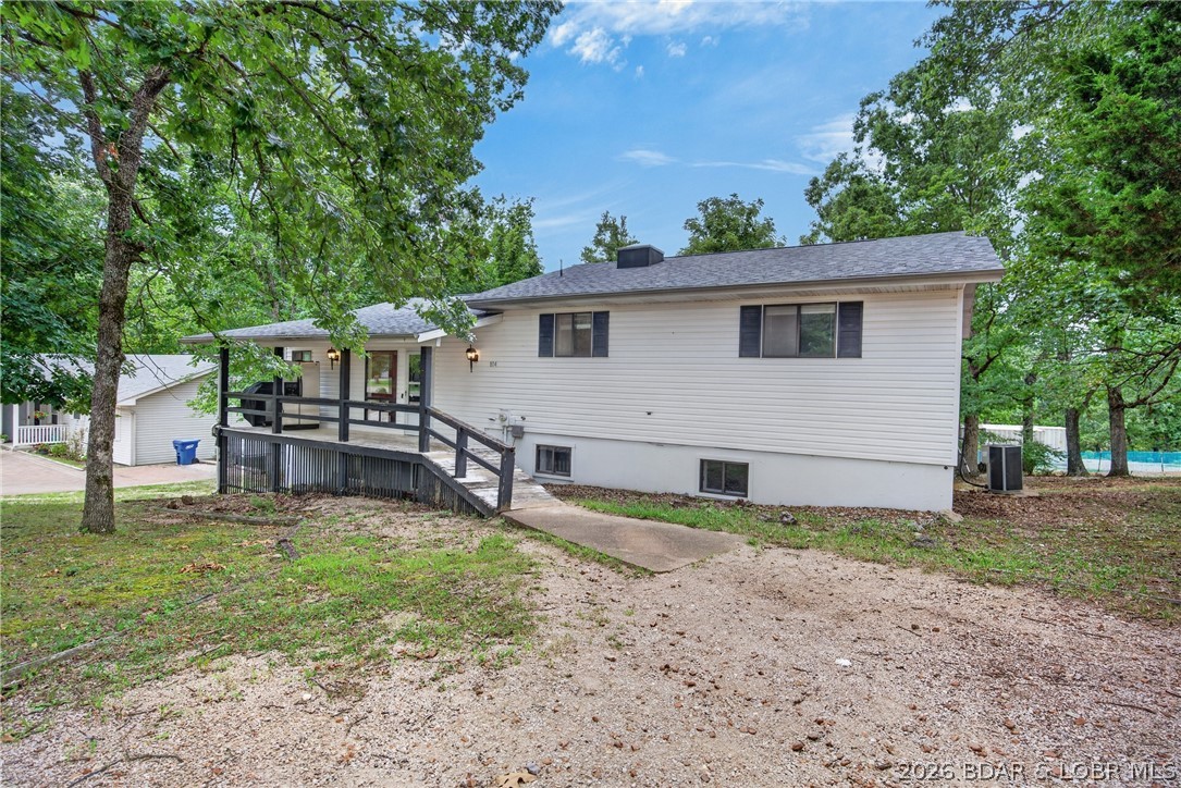 814 Lazy Days Road Osage Beach Missouri 3 bedroom 3 bathroom home for sale listed at $299,000