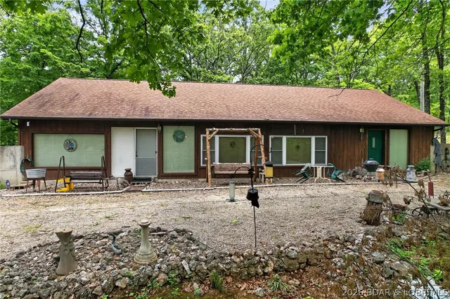 Primary bedroom — 16376 Twisted Tree Road Barnett Missouri real estate
