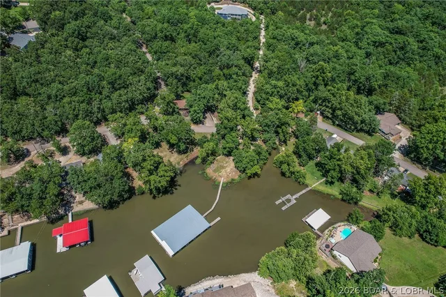 Primary bedroom — TBD Hawk Island Drive Osage Beach Missouri real estate