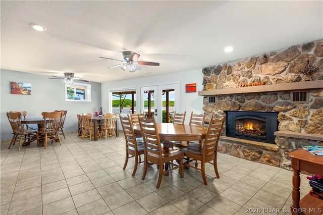 Living room — 30383 Bullock Drive Gravois Mills Missouri real estate