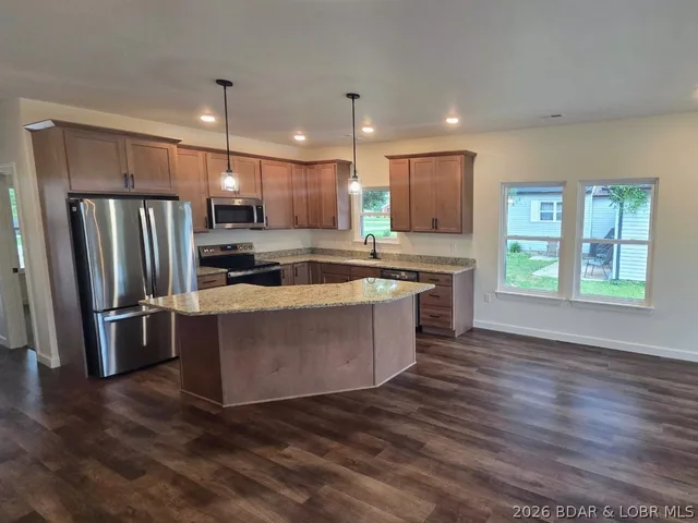 Primary bedroom — 604 Monroe Street Versailles Missouri real estate
