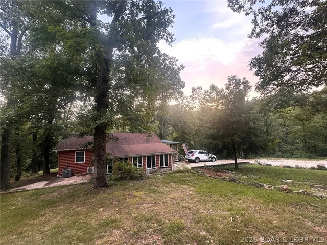 25438 Poplar Drive, Barnett MO