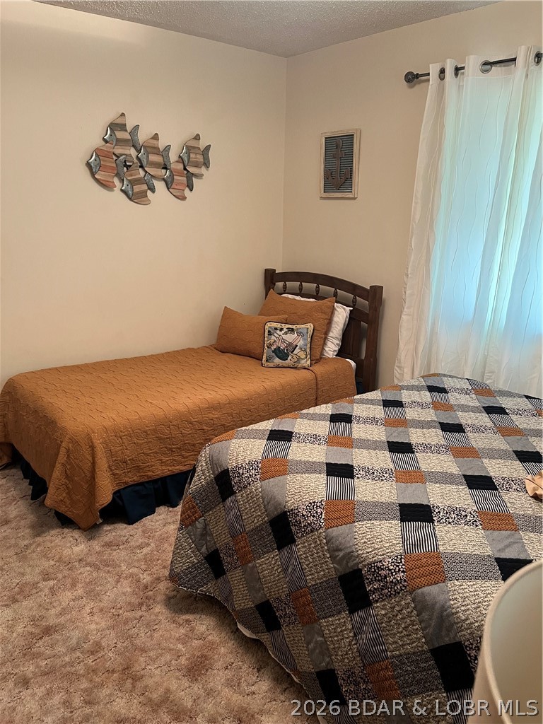 Photo 33