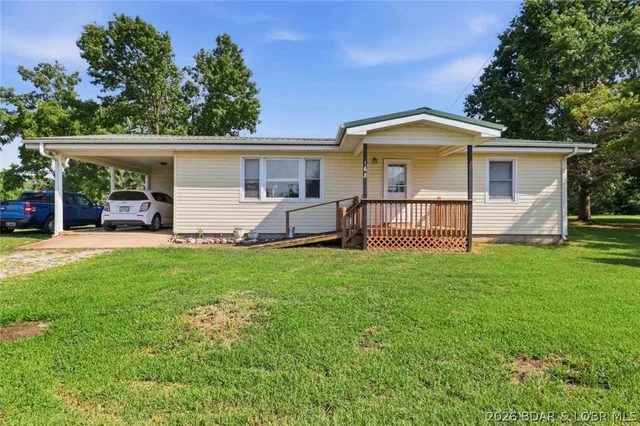 168 Davis Street, Stoutland MO