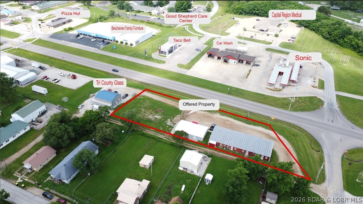 402-412 Missouri 5, Versailles MO