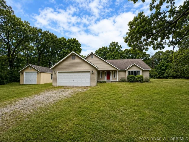 31365 Haddon Place, Edwards MO