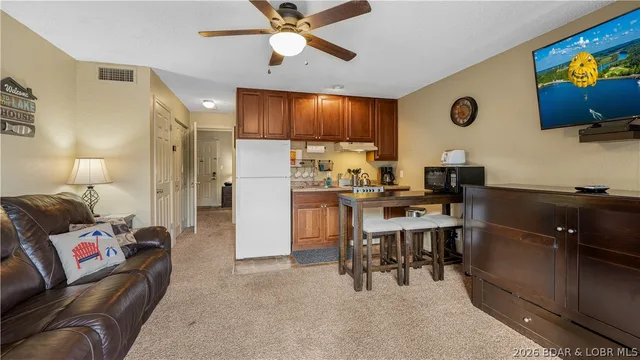 Primary bedroom — 1442 Nichols Road Osage Beach Missouri real estate