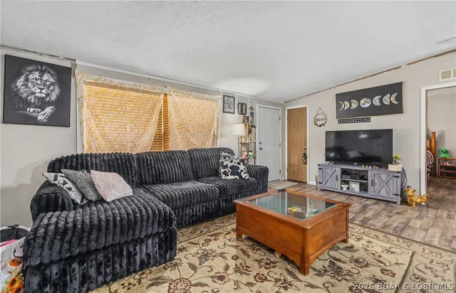 Kitchen — 58 Go Ye Ranch Brumley Missouri real estate