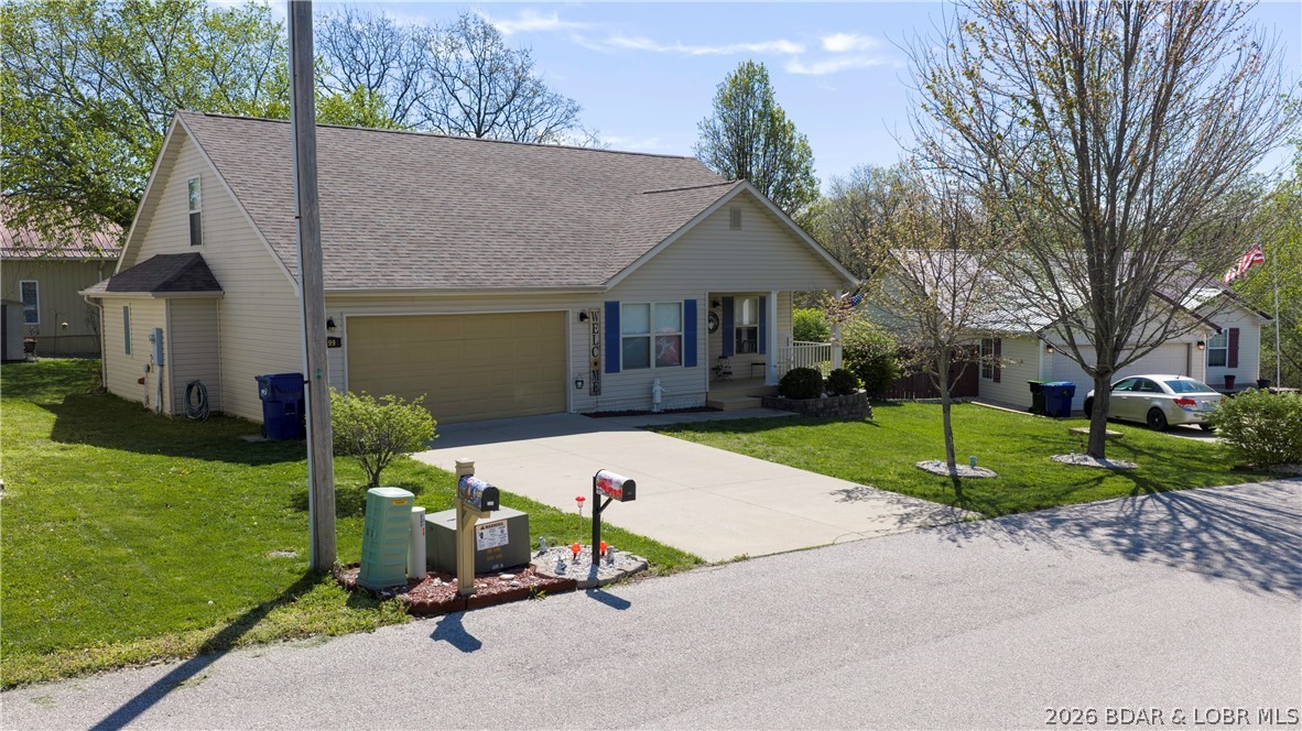 199 Trail Ridge Lane Camdenton Missouri 4 bedroom 3 bathroom home for sale listed at $289,900