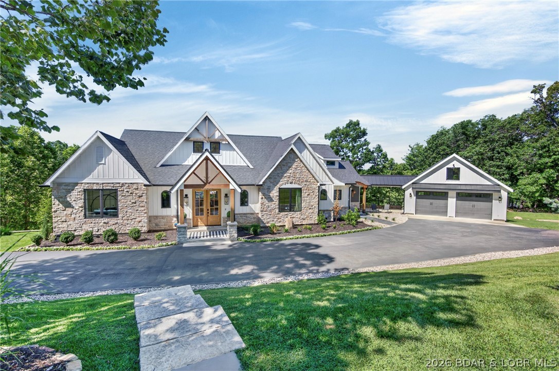 903 Dogwood Road Lake Ozark Missouri 6 bedroom 5 bathroom home for sale listed at $2,795,000