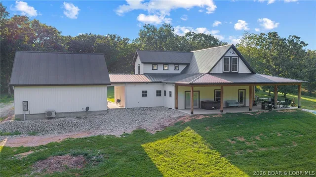 56 Midway Road, Eldon MO