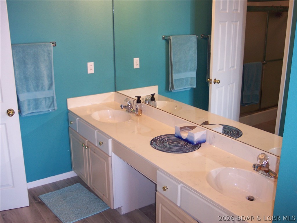 Photo 25