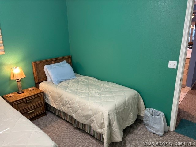 Photo 33