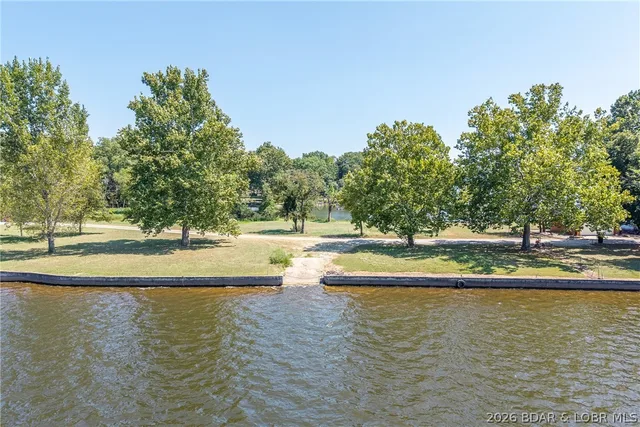 2021 Wilson Bend Road, Gravois Mills MO