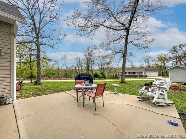 Living room — 150 Kinchlow Ranch Road Sunrise Beach Missouri real estate