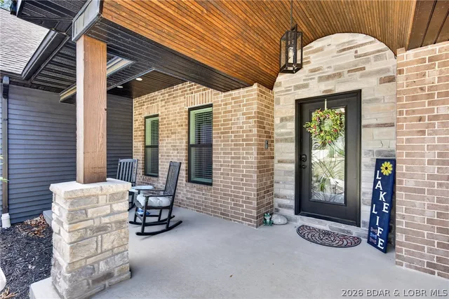 Living room — 231 Via Appia Drive Sunrise Beach Missouri real estate