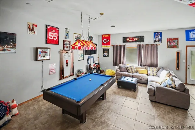 Primary bedroom — 25211 Waterview Lane null Missouri real estate