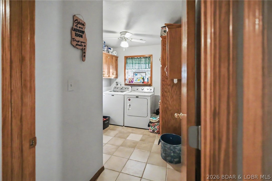Photo 33