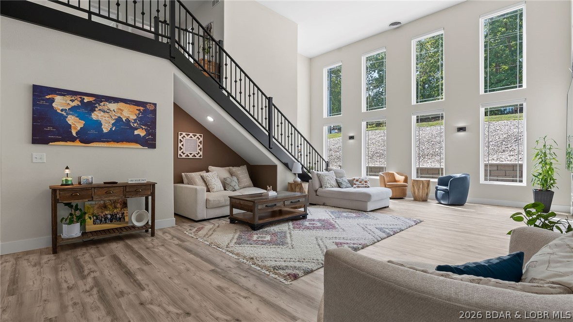 59 Bruce Road Lake Ozark Missouri 7 bedroom 6 bathroom home for sale listed at $984,000
