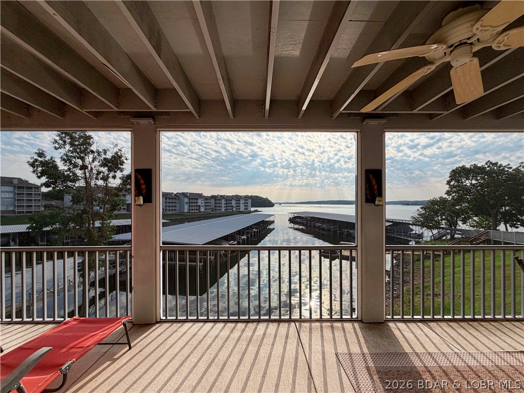 404 Regatta Bay Circle Lake Ozark Missouri 2 bedroom 3 bathroom home for sale listed at $259,900