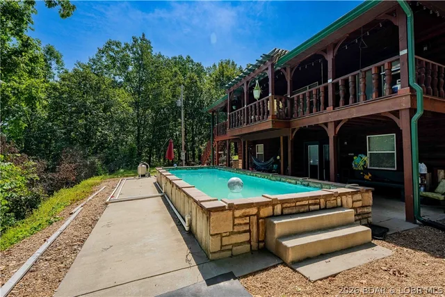 Front exterior — 191 Masters Creek Lane Edwards Missouri real estate