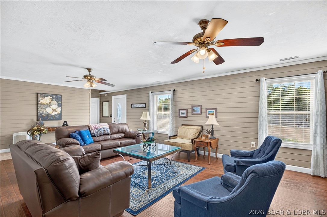 105 Dallas Road, Macks Creek MO
