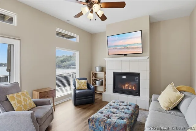Primary bedroom — 124 Summer Pt Sunrise Beach Missouri real estate