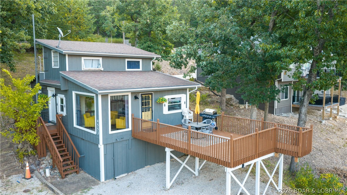 4553 Shady Lane Osage Beach Missouri 2 bedroom 2 bathroom home for sale listed at $350,000