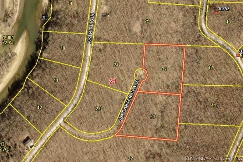 1551-1552 Jim Carter Place, Edwards MO