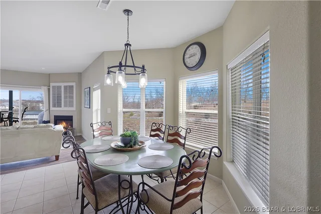 Living room — 151 Upper Monarch Cove Drive Lake Ozark Missouri real estate