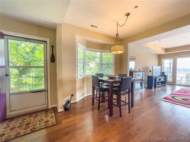 Living room — E 901 Harbour Towne Drive Lake Ozark Missouri real estate