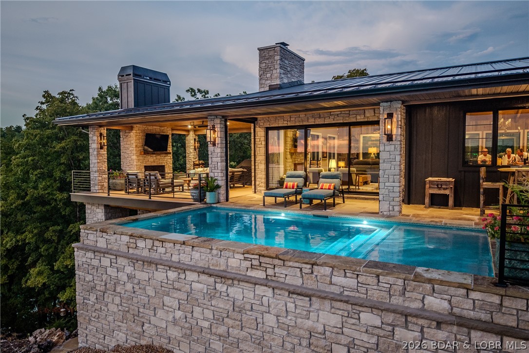 6325 Groban Way Osage Beach Missouri 5 bedroom 6 bathroom home for sale listed at $3,389,000