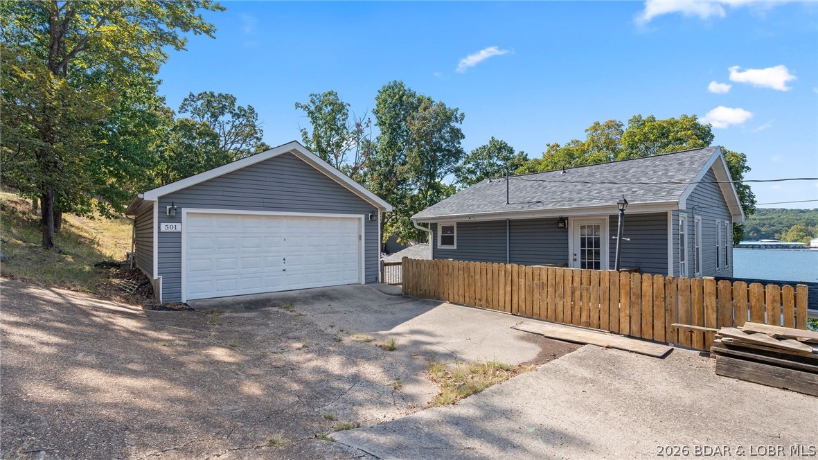 501 Winter Wood Loop, Linn Creek MO