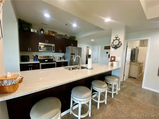 Kitchen — 184 E. Palisades Condo Drive Lake Ozark Missouri real estate