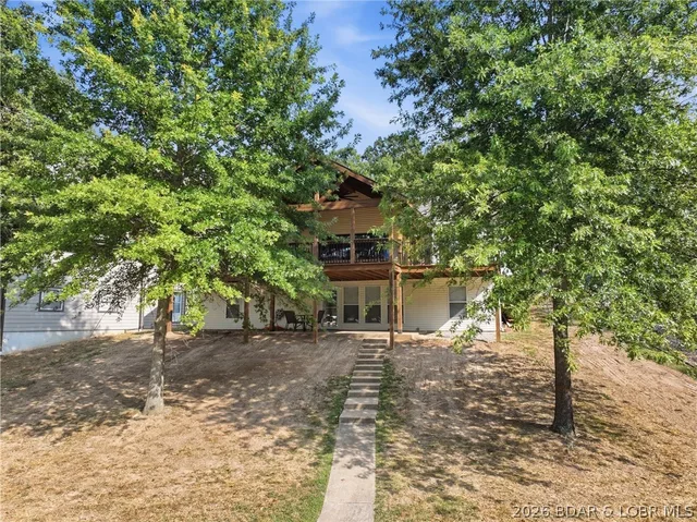 Primary bedroom — 209 Hickory Grove Drive Linn Creek Missouri real estate