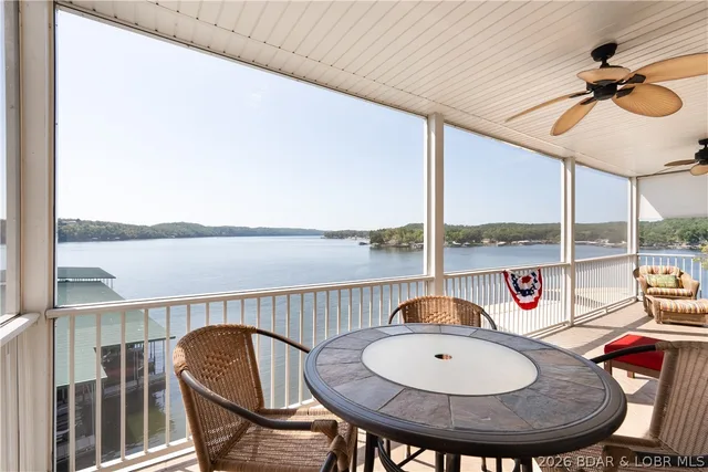 Primary bedroom — 164 Windgate Drive Sunrise Beach Missouri real estate
