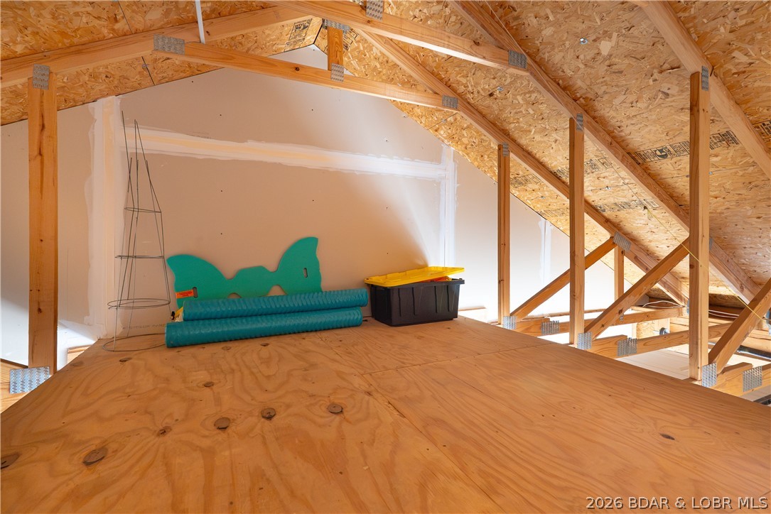 Photo 32