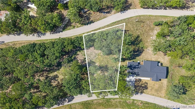 Primary bedroom — Lot 4 Chimney Point Sunrise Beach Missouri real estate