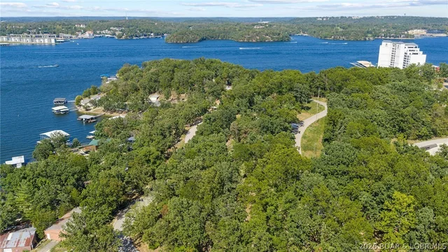 Primary bedroom — Lot 6 Chimney Point Sunrise Beach Missouri real estate