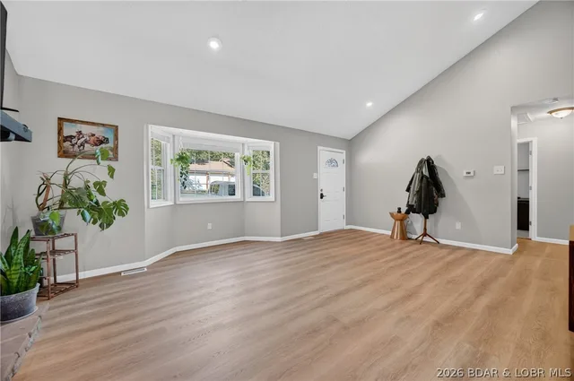 Primary bedroom — 156 Island View Lane Camdenton Missouri real estate