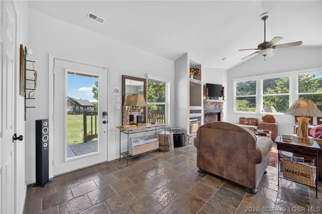 Living room — 23 Cottage Park E Camdenton Missouri real estate