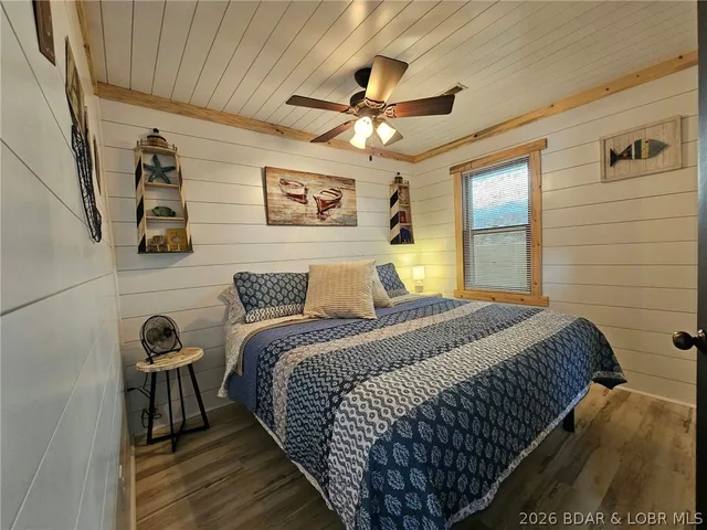 Primary bedroom — 31525 & 31531 Ontario Road Rocky Mount Missouri real estate